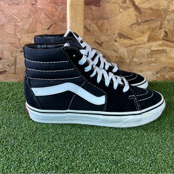 Vans Shoes - Vans Sk8-Hi Black Classic High Top Casual Skate Sneakers Shoes Women’s 6.5